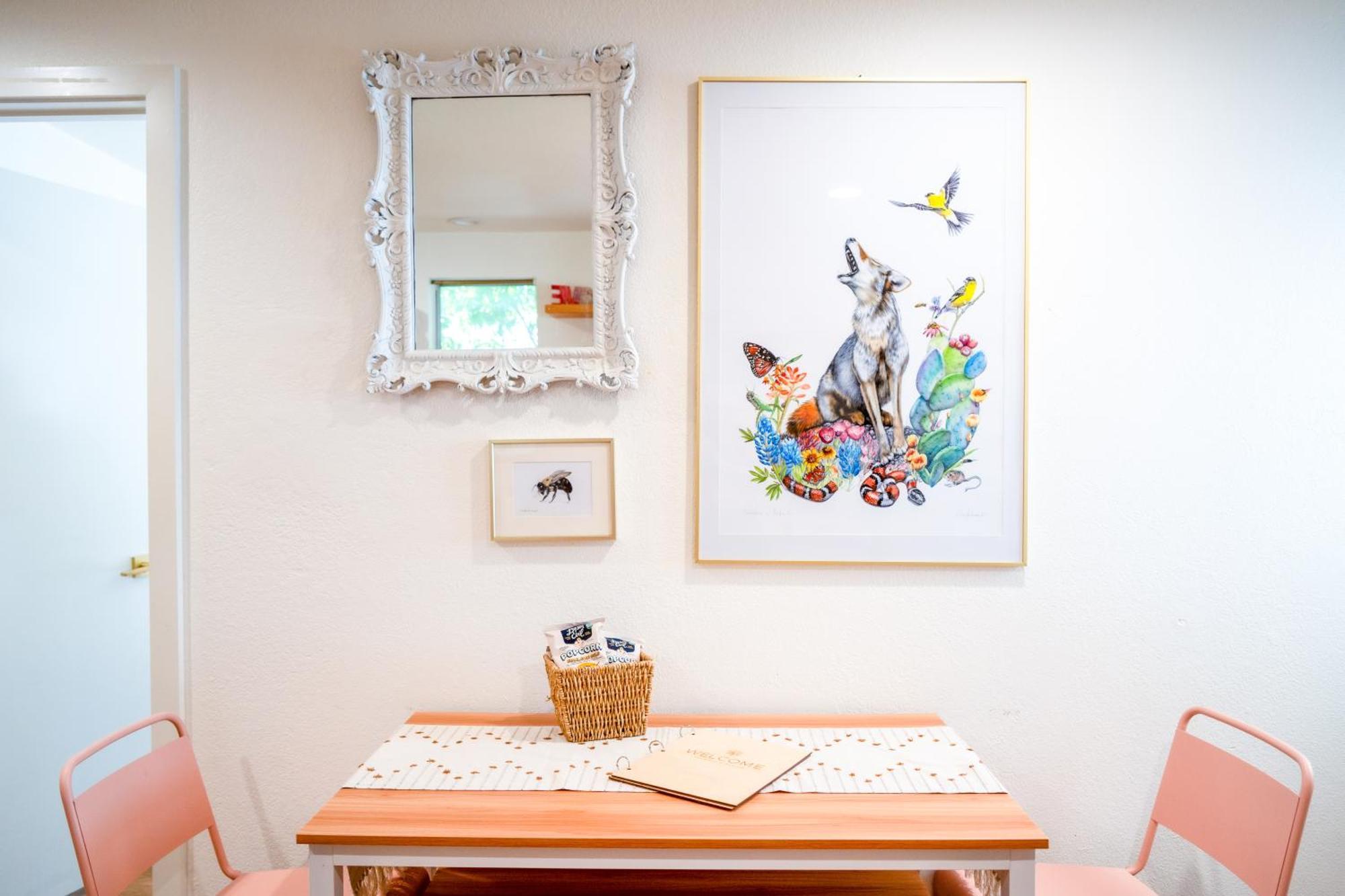 Stylish, Artsy Bungalow Central Eastside Austin Exteriér fotografie