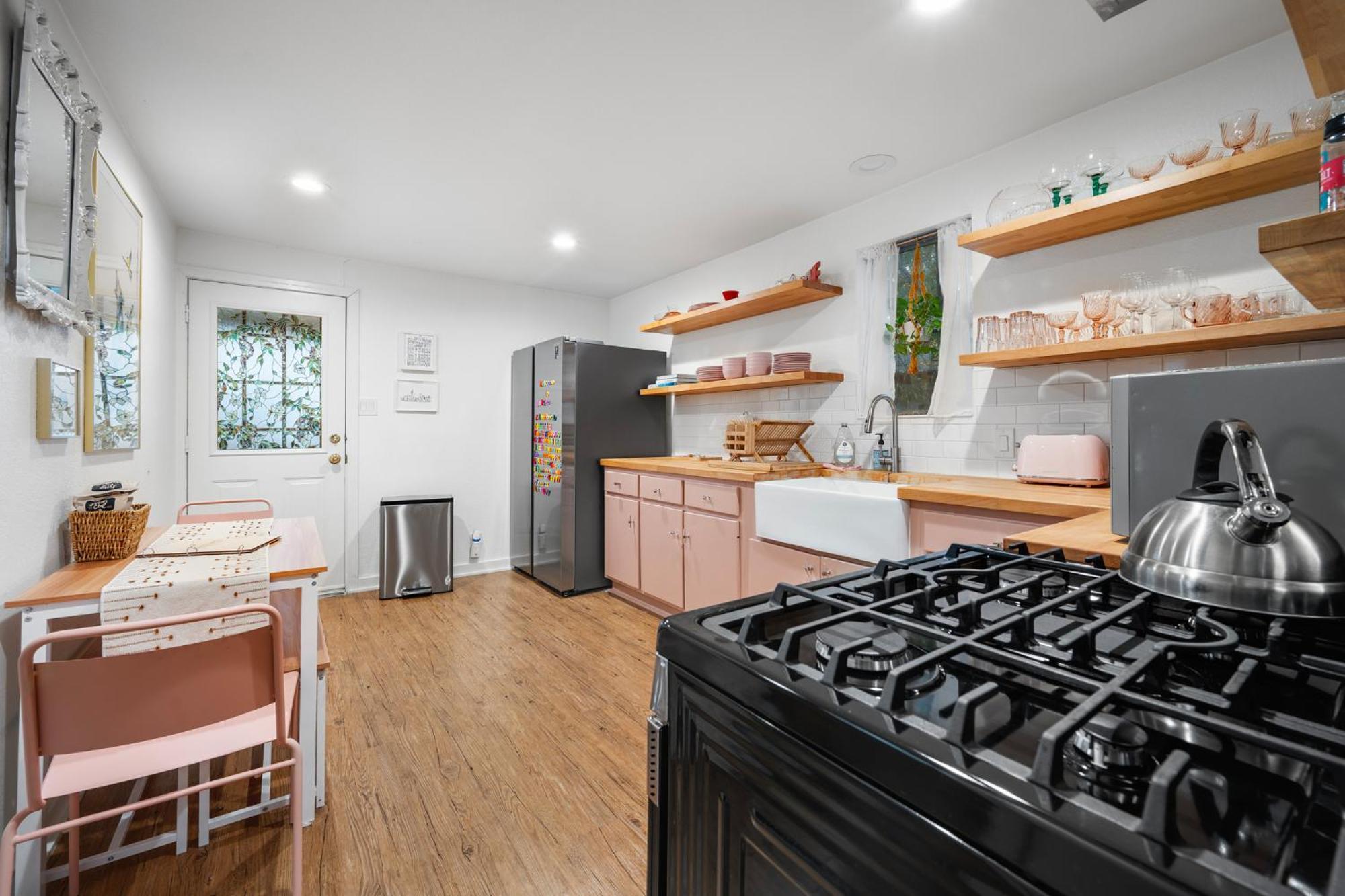 Stylish, Artsy Bungalow Central Eastside Austin Exteriér fotografie