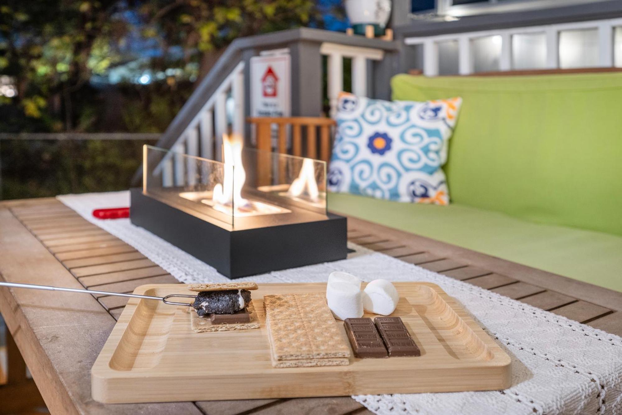 Stylish, Artsy Bungalow Central Eastside Austin Exteriér fotografie