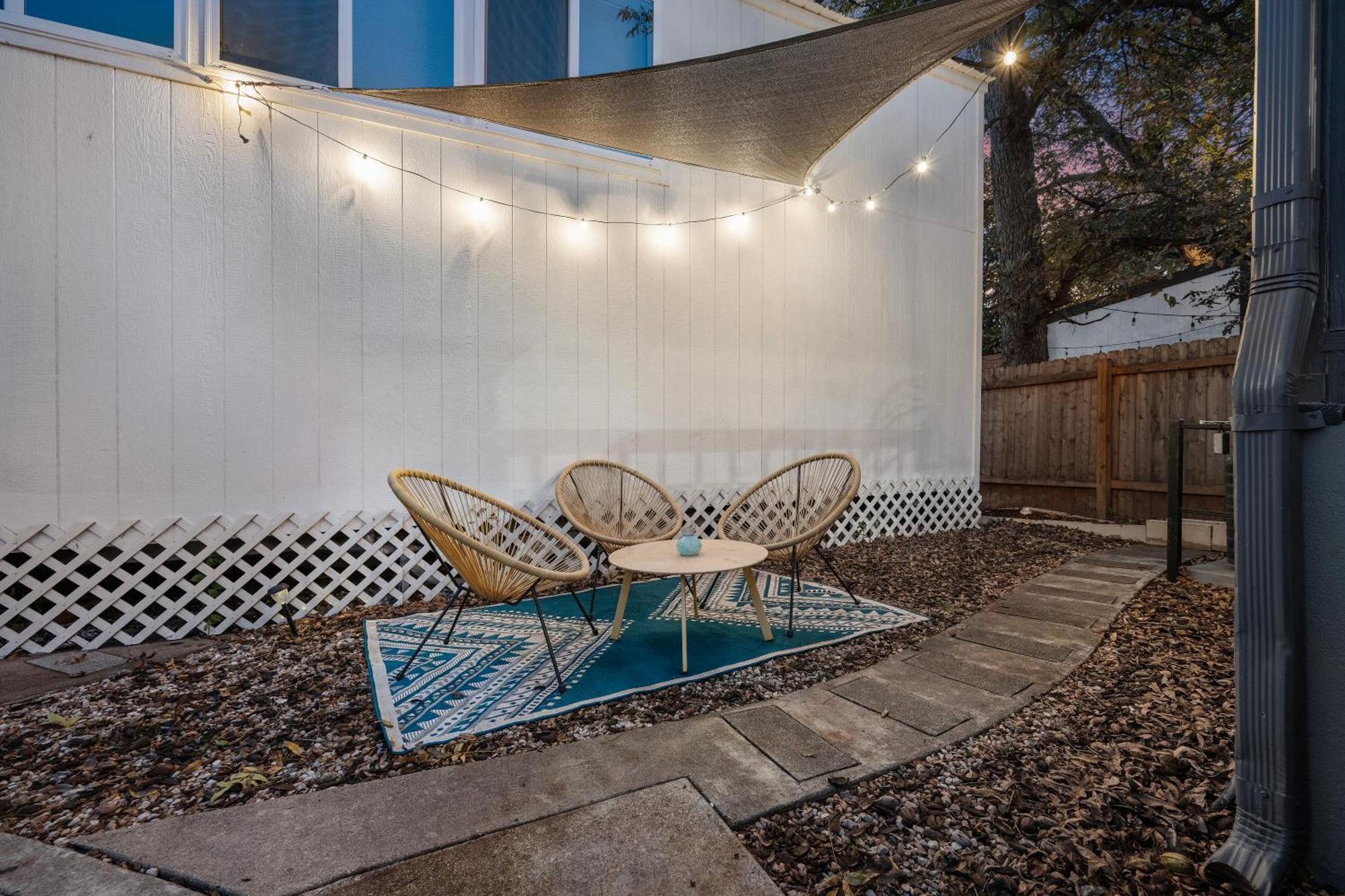Stylish, Artsy Bungalow Central Eastside Austin Exteriér fotografie